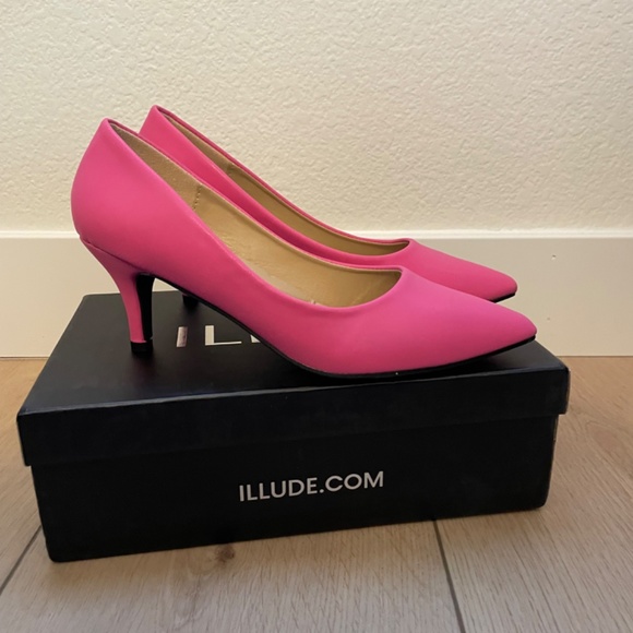 ILLUDE Flamingo Pink Pointed Toe Pumps – Assorted Sizes - Picture 9 of 11